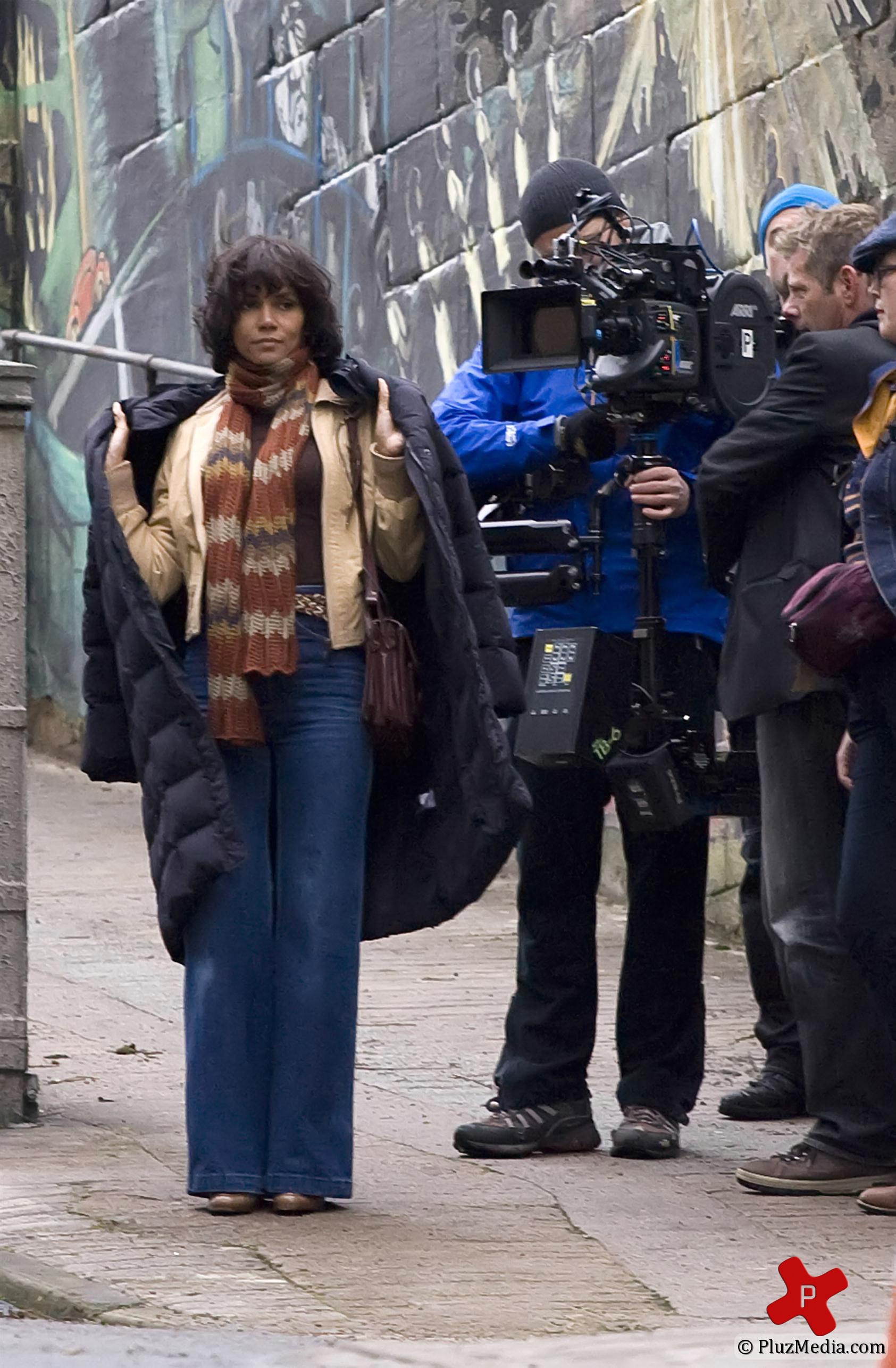 Halle Berry on the film set of 'Cloud Atlas' photos | Picture 77652